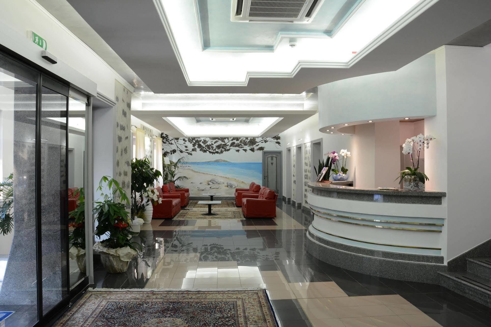 Hotel Orri ตอร์โตลี ภายนอก รูปภาพ