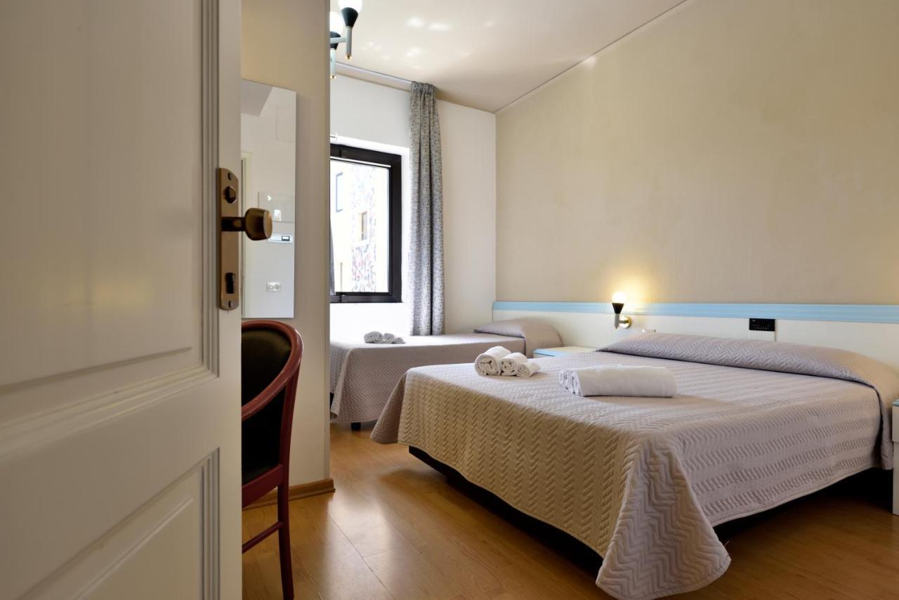 Hotel Orri ตอร์โตลี ภายนอก รูปภาพ