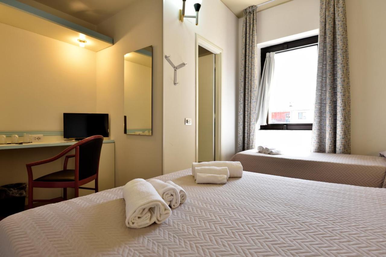 Hotel Orri ตอร์โตลี ภายนอก รูปภาพ