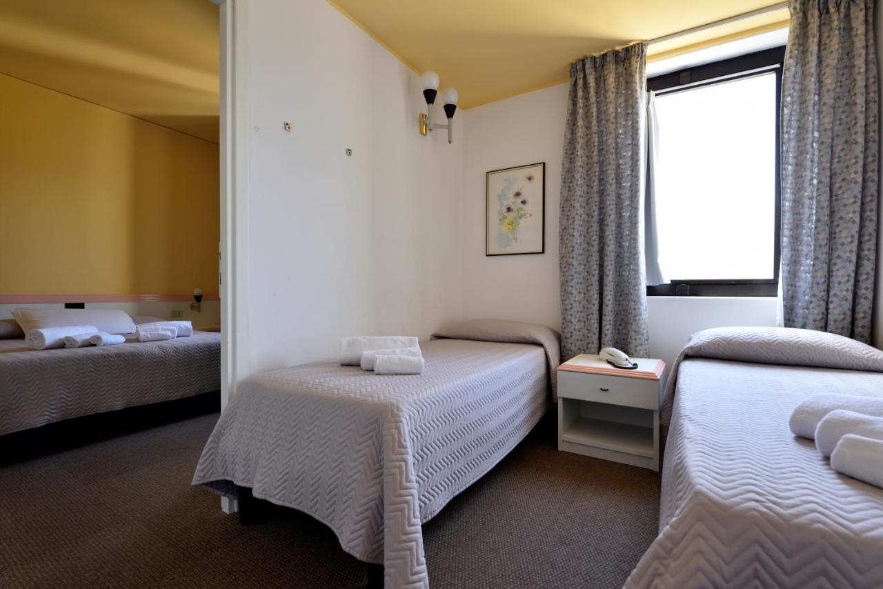 Hotel Orri ตอร์โตลี ภายนอก รูปภาพ