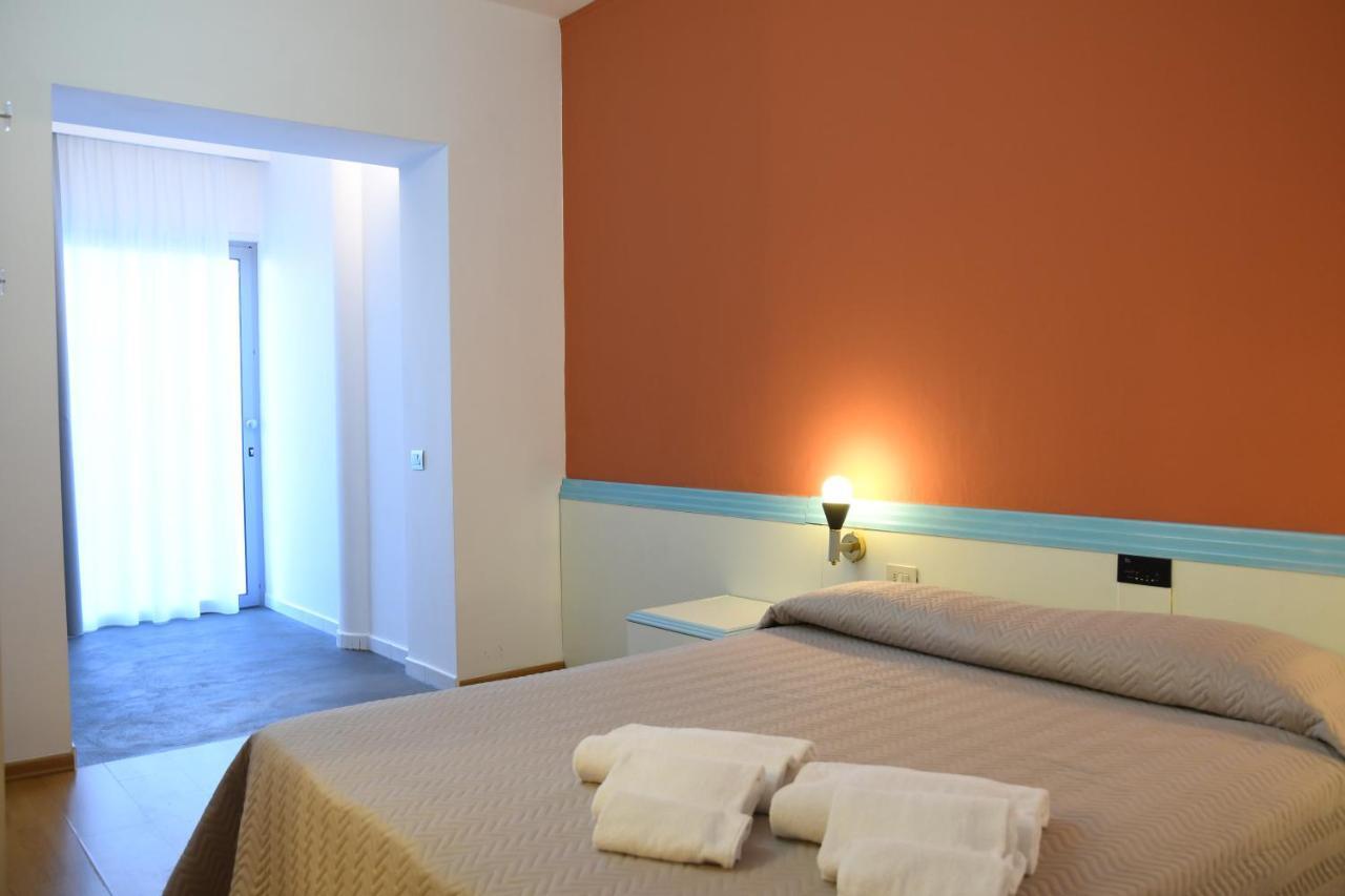 Hotel Orri ตอร์โตลี ภายนอก รูปภาพ
